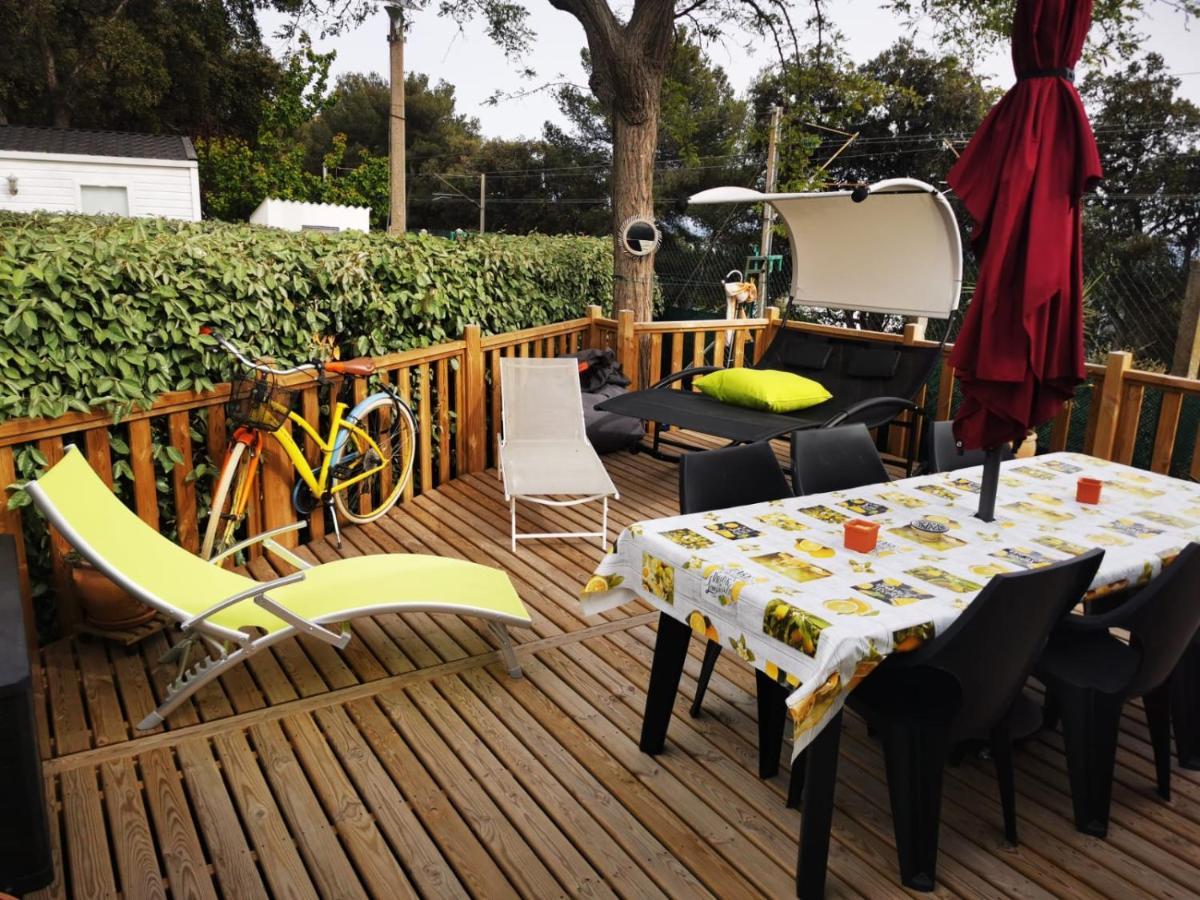 Mobil Home Neuf Camping L Ile Dor Plage St Raphael Avec Piscine Saint-Raphaël Exterior foto